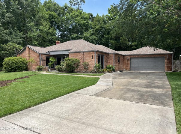 67163 E Diamondhead Drive, Diamondhead, MS 39525