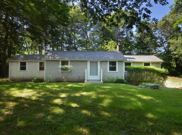 28 Percival Lane, Sandwich, MA 02563