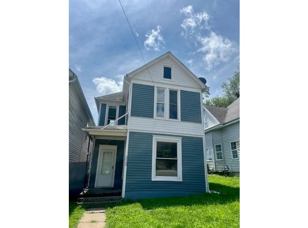 2022 Jules Street, St Joseph, MO 64501