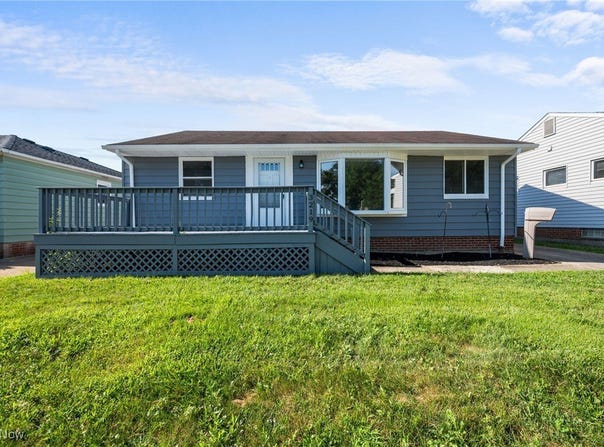3219 Klusner Avenue, Parma, OH 44134
