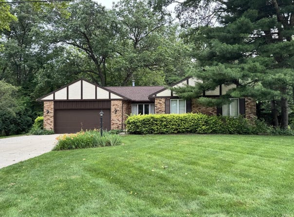 55045 Cobus Lane, Elkhart, IN 46514