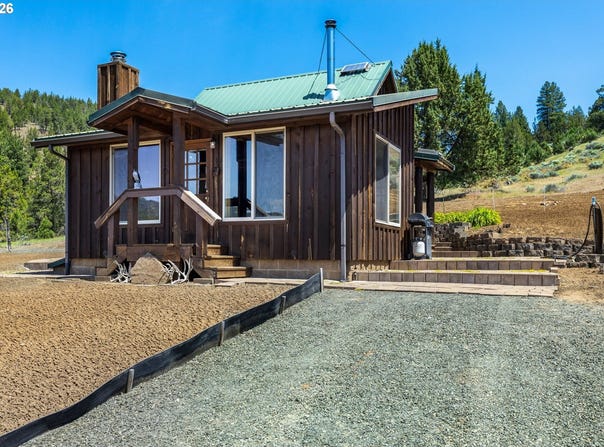 N Hwy 395, MountVernon, OR 97865