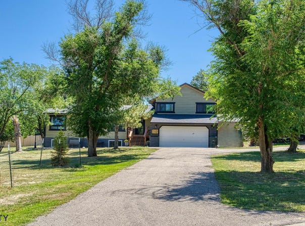 10 Doe Ct -, Gillette, WY 82718