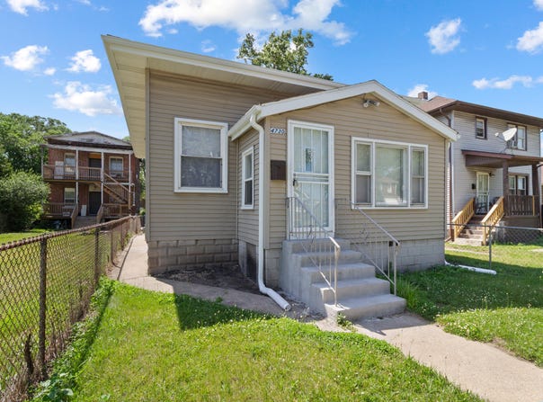 4730 Melville Avenue, East Chicago, IN 46312