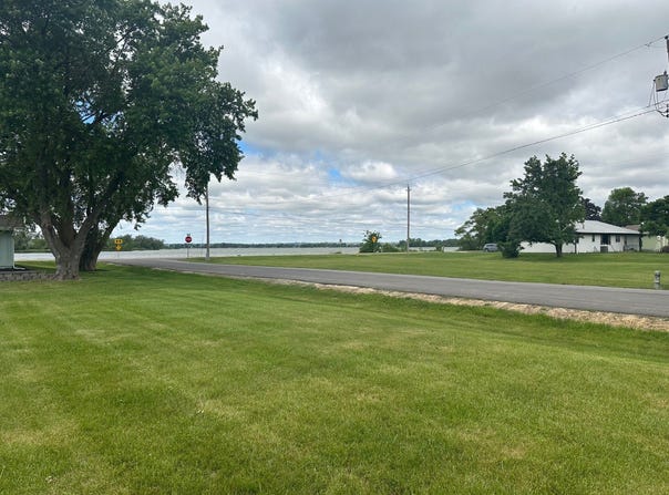 xxx Lakeview Acres Lt 17, Council Bluffs, IA 51501