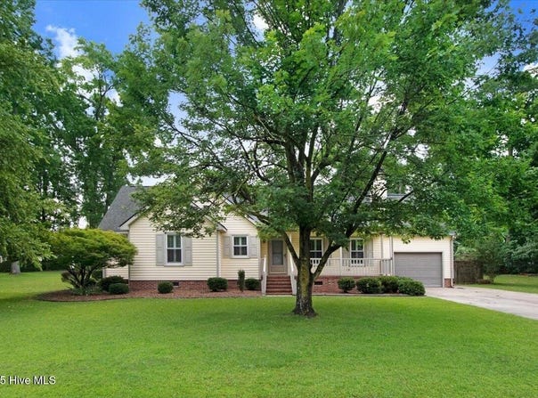 302 N North Pointe Drive, Goldsboro, NC 27530