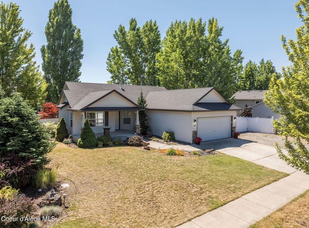 2644 N MACKENZIE DR, Post Falls, ID 83854