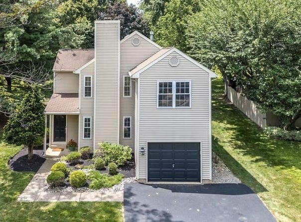 257 STANFORD PLACE, NEWTOWN, PA 18940