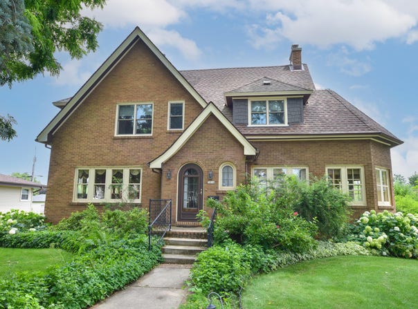3816 S 96th St, Milwaukee, WI 53228