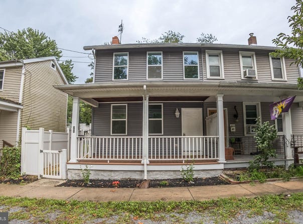 68 S MAIN STREET, DUNCANNON, PA 17020