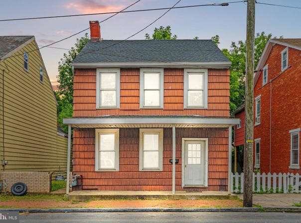 612 WALNUT STREET, LEBANON, PA 17042