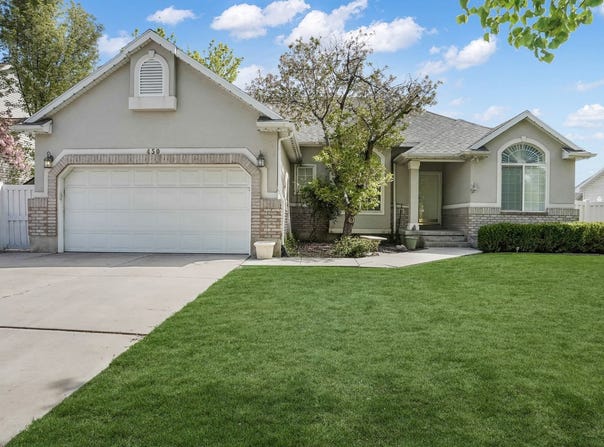 450 E WATERFORD, Midvale, UT 84047