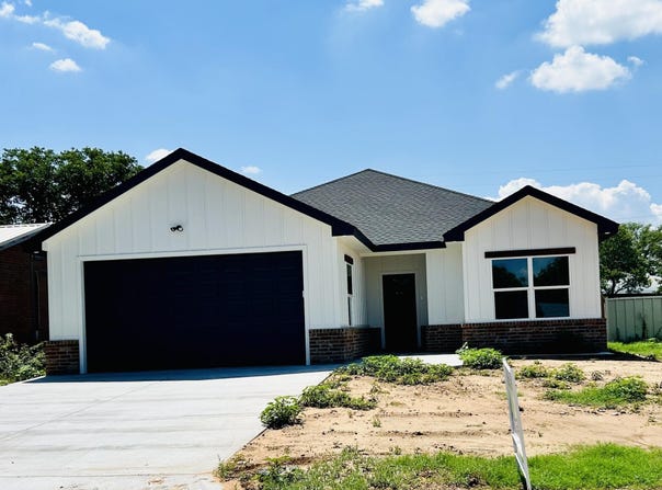 407 Ave. M, Abernathy, TX 79311