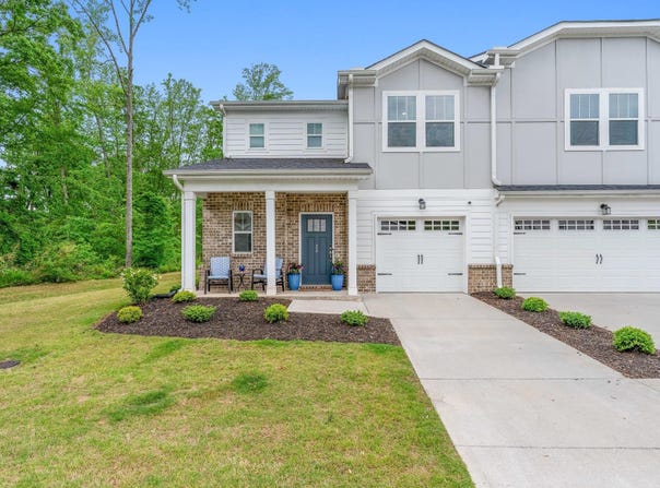 24 Sparrow Lane, Greenville, SC 29607