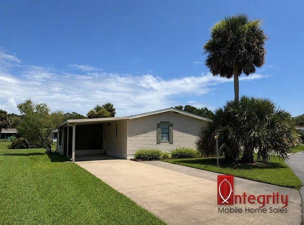 57 White Feather Ln, Flagler Beach, FL 32136