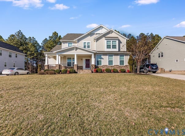 1712 James Overlook Drive, Chester, VA 23836