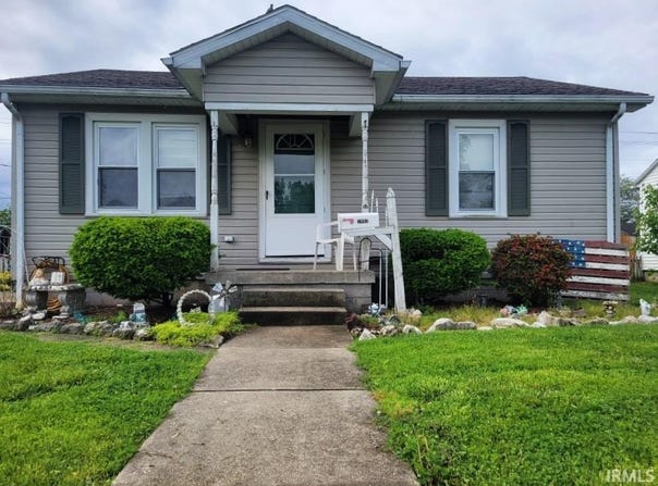 2007 Grand Avenue, Washington, IN 47501