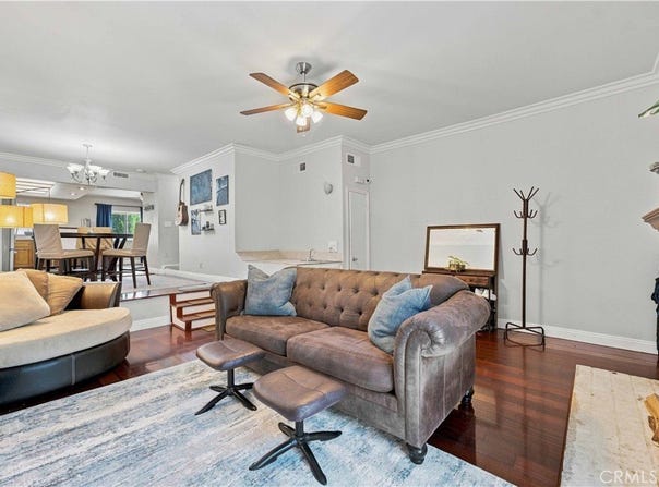 10234 Variel, Chatsworth, CA 91311