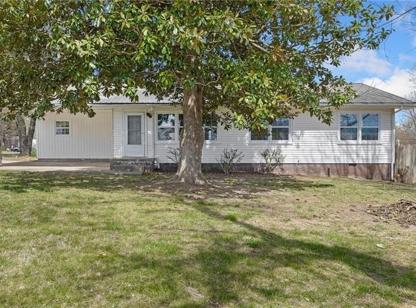 197 Creekview  RD, Harrison, AR 72601