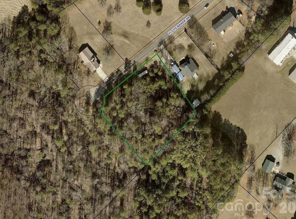 1581 Floyd Baker Drive, Conover, NC 28613
