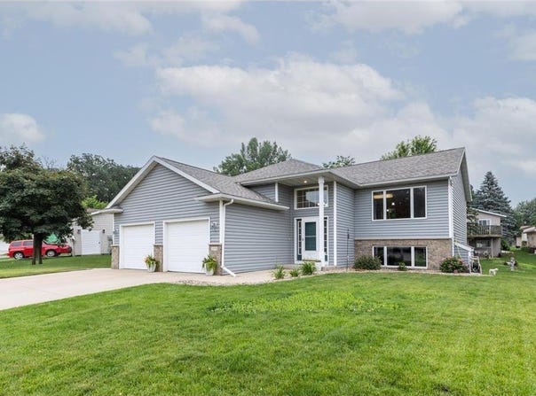 2050 23rd Lane SE, Rochester, MN 55904