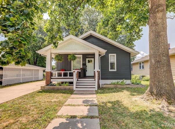407 E 2nd Street, O'Fallon, IL 62269