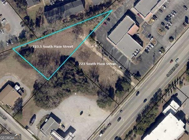 723 1/2 S Main, Statesboro, GA 30458