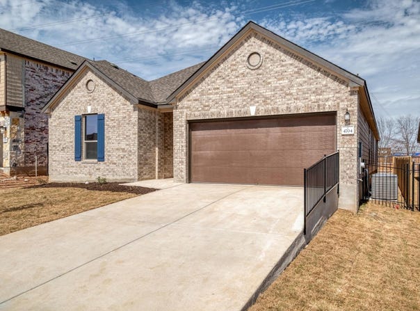 4704 Delancey DR, Manor, TX 78653