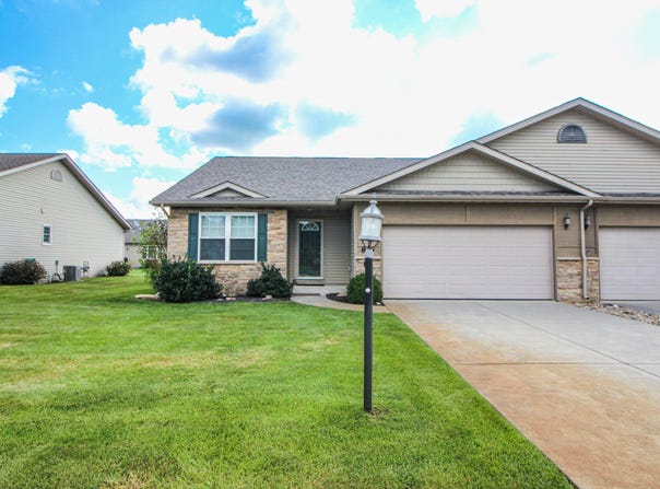 817 Daisy Circle NE, DeMotte, IN 46310