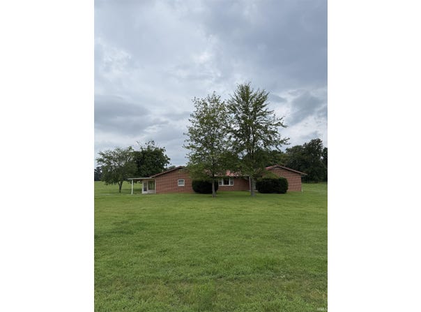 6105 N State Road 59, Linton, IN 47441