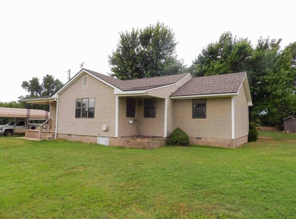 4250  N 2823 Rd, Hennessey, OK 73742