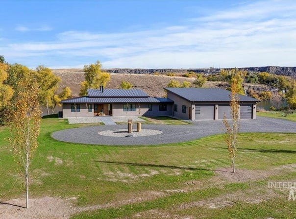 952 E 5204 N, Hagerman, ID 83332