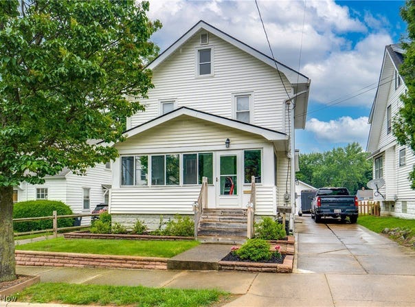 829 Clearview Avenue, Akron, OH 44314