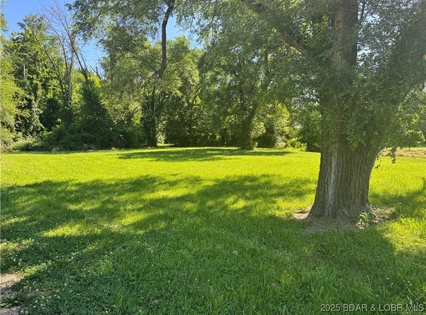 410-412 N Monroe Street, Versailles, MO 65084
