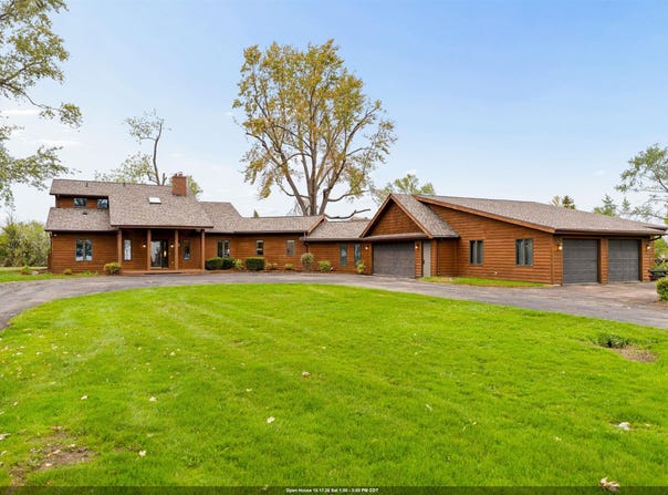 340 LAKE Road, MENASHA, WI 54952-3417