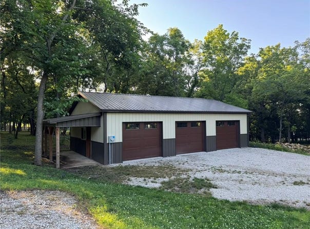 93 Enchanted Lane, Linn Valley, KS 66040