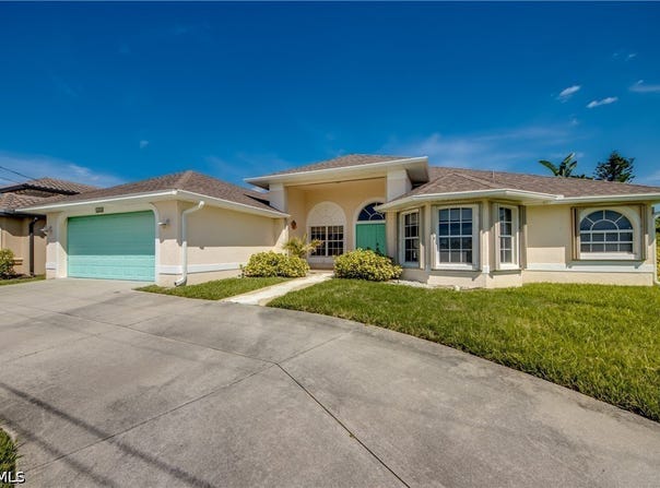 1821 SW 41st Street, Cape Coral, FL 33914