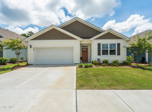 3033 Lochgreen Circle, Leland, NC 28451