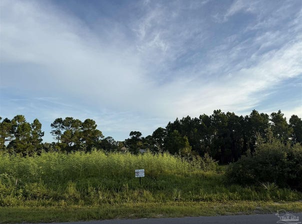 Bay St, Gulf Breeze, FL 32563