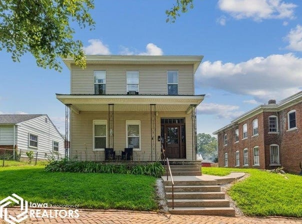 914 N 8Th Street, Burlington, IA 52601