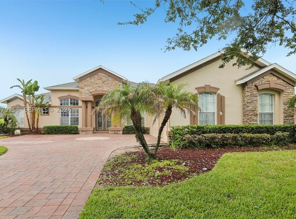 1413 Brilliant Cut Way, Brandon, FL 33594