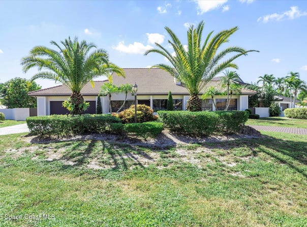 7210 N Augusta Drive, Hialeah, FL 33012