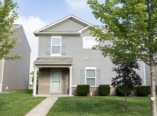 2122 Cedarmill Drive, Franklin, IN 46131