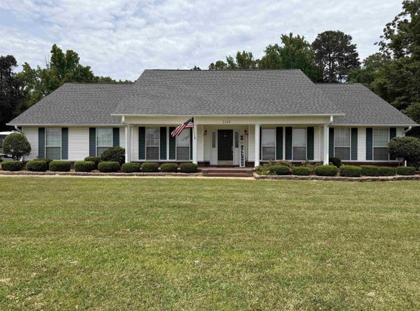1113 W Holland, White Hall, AR 71602