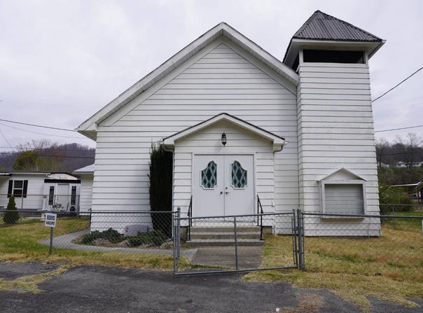 89 Main Street, Justice, WV 24851