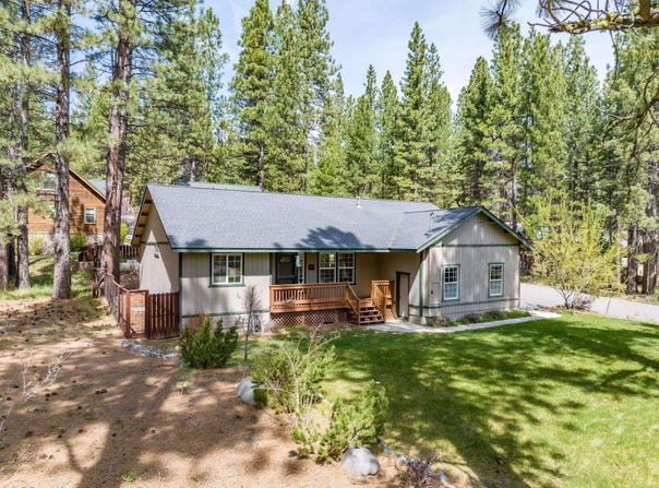 301 Mountain View Drive, Calpine, CA 96124