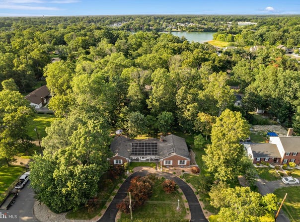 2432 BUTTONWOOD DRIVE, VINELAND, NJ 08361