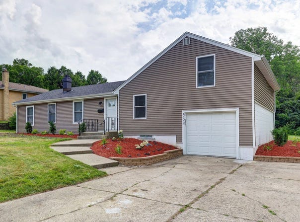568 S Oak Street, Palatine, IL 60067