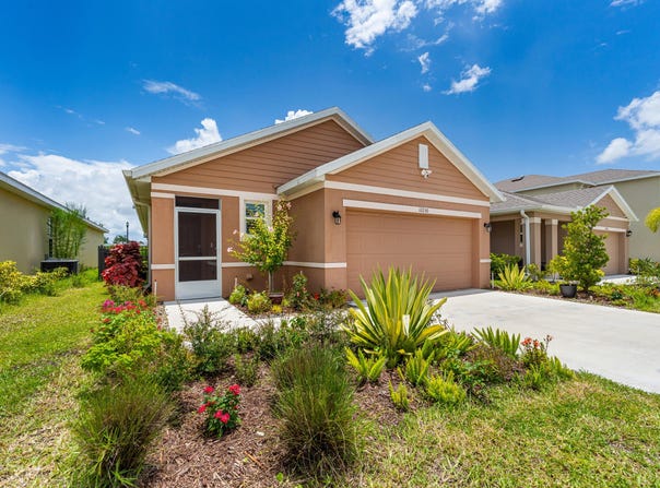 12230 SW Rimini Way, Port Saint Lucie, FL 34987