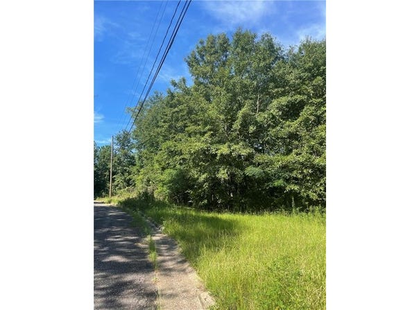 1002 Knowles Road, Phenix City, AL 36869